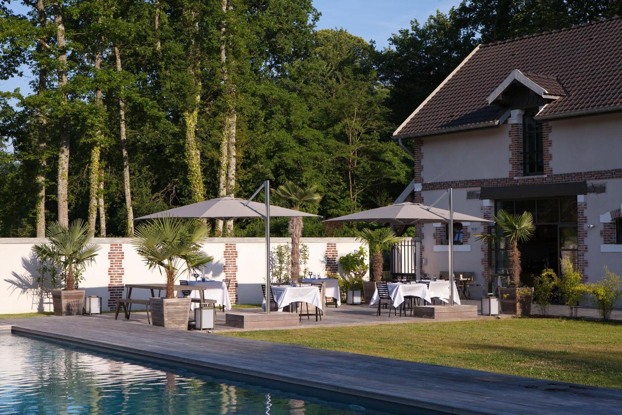 Chateau De La Resle - Design Hotels Montigny-la-Resle Exterior foto